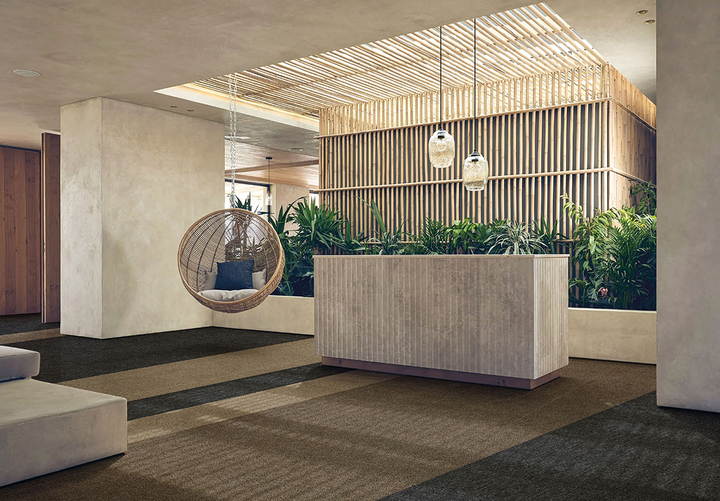 Sparkle | Karo Hal�